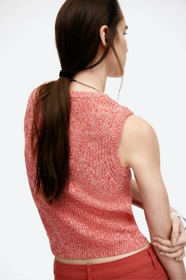 Textured Sleeveless Knit Top
